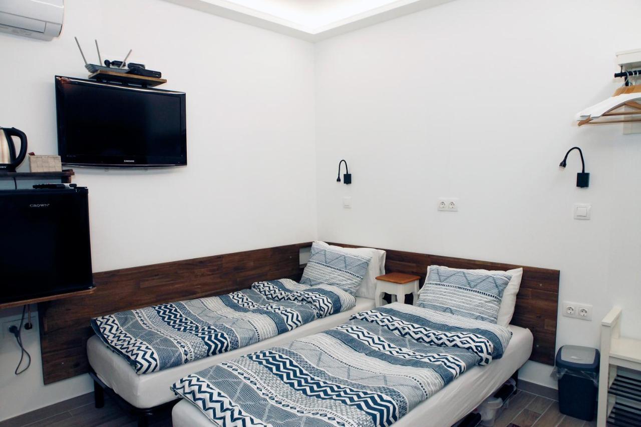 Sleep Over Sofia - Guest Rooms Ngoại thất bức ảnh